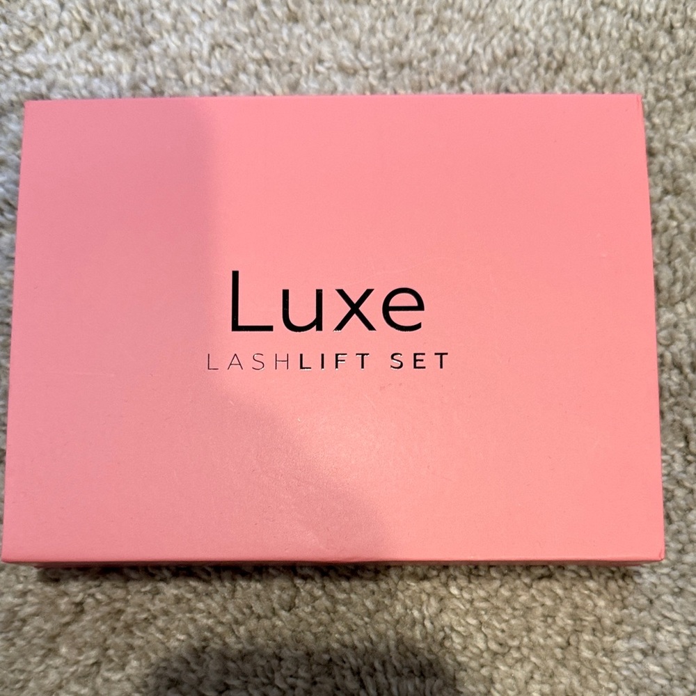 Luxe Lash Lift Set in Pink BRAND NEW